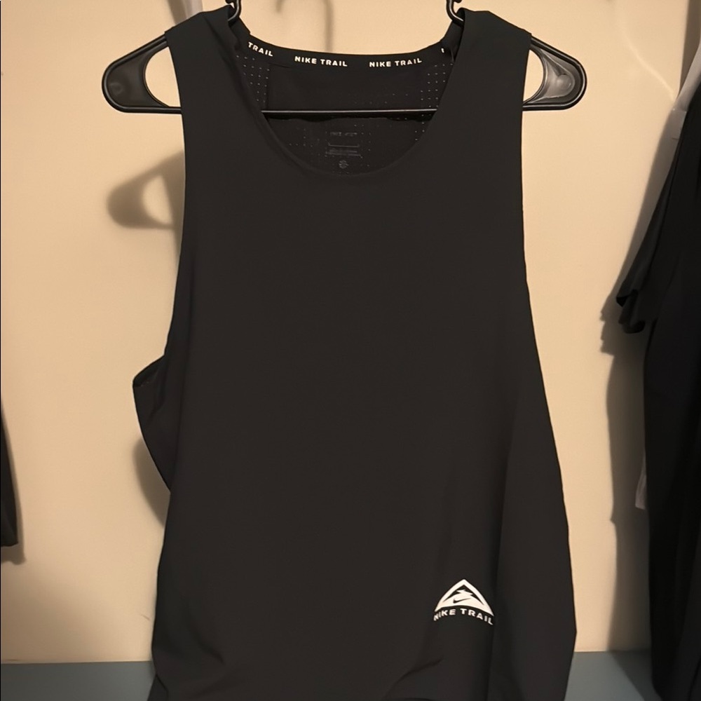 Men’s Nike Trail Tank